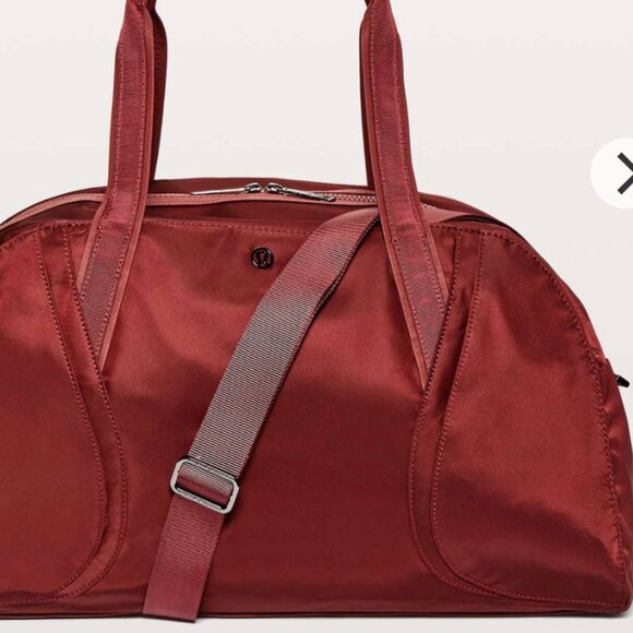 Lululemon Out Of Range Duffel *33L - Picture 3 of 8